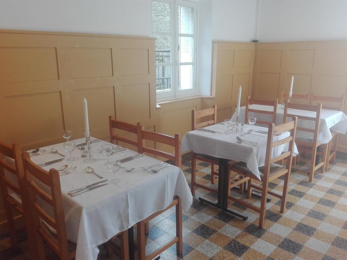 Bed and Breakfast L'Esquilon Chambre D'Hote Thiat Екстер'єр фото