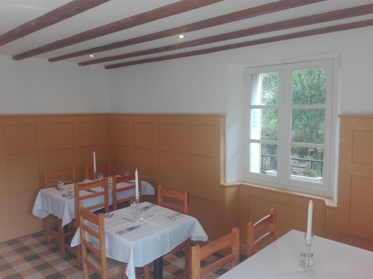 Bed and Breakfast L'Esquilon Chambre D'Hote Thiat Екстер'єр фото